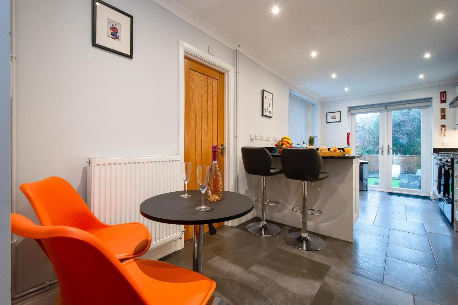Casa One Hundred - A Beautiful 4 Bed House On The Beach Front Swansea Exterior foto