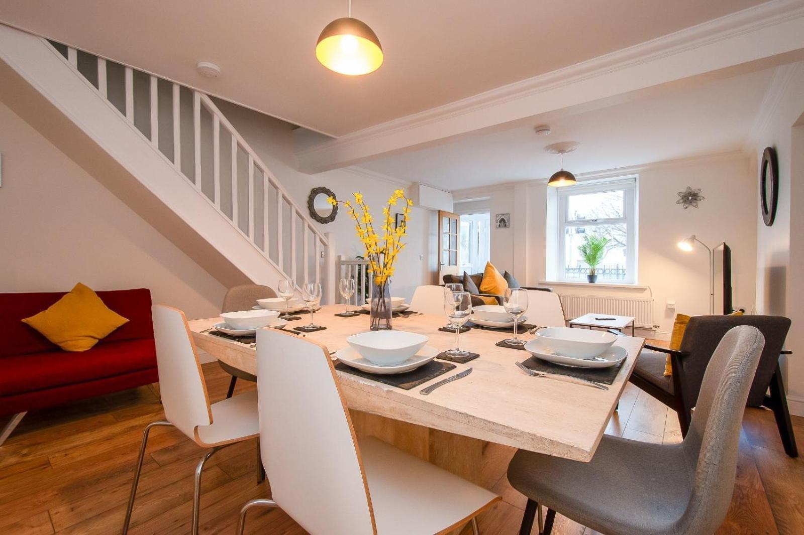Casa One Hundred - A Beautiful 4 Bed House On The Beach Front Swansea Exterior foto