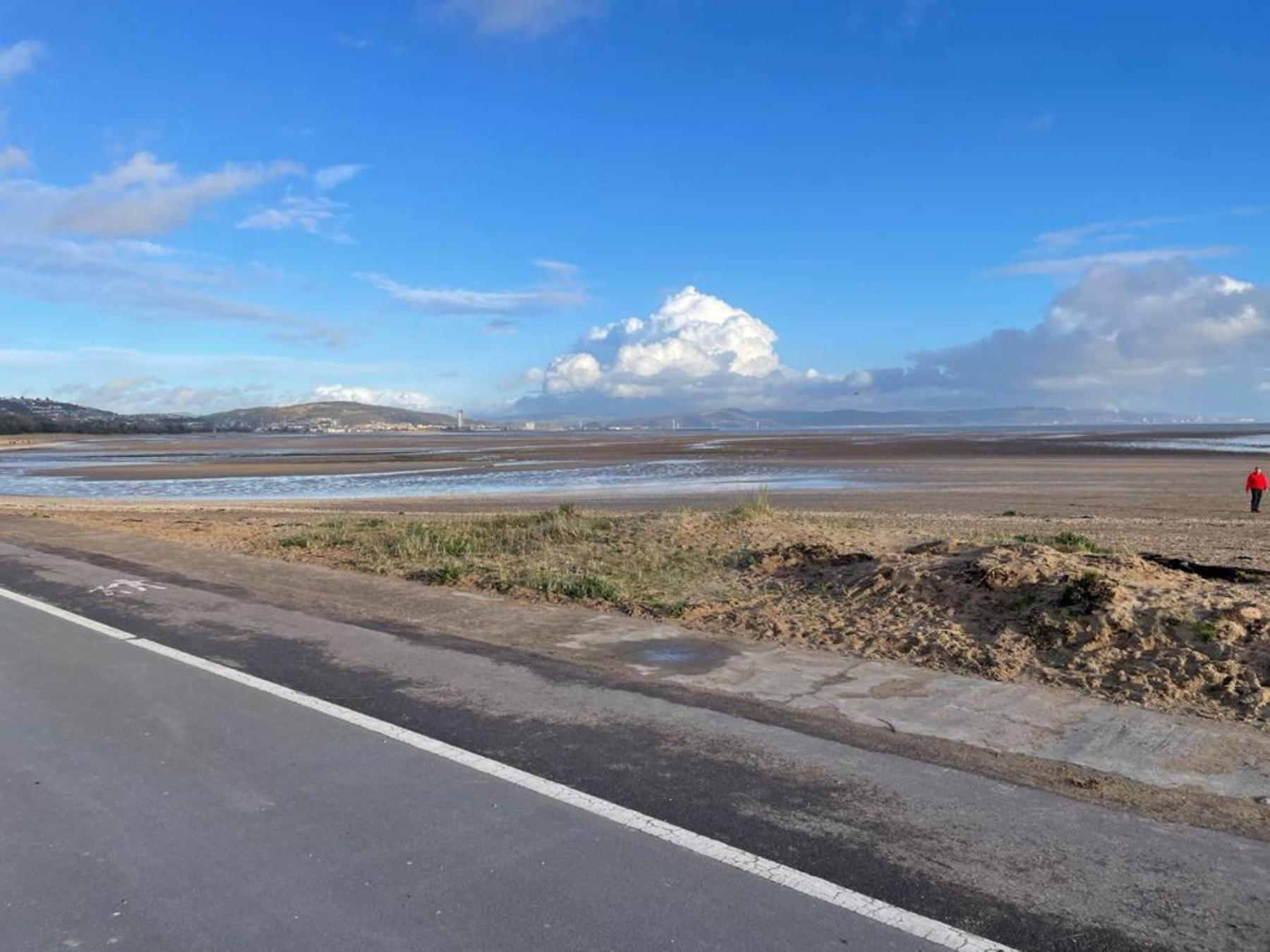 Casa One Hundred - A Beautiful 4 Bed House On The Beach Front Swansea Exterior foto